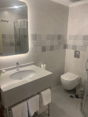 thumbnail: Bathroom