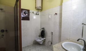 thumbnail: Bathroom