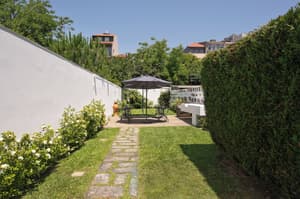 thumbnail: Garden