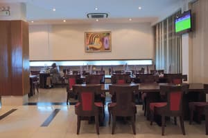thumbnail: Restaurant