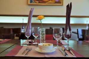 thumbnail: Restaurant
