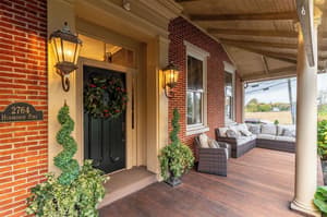 thumbnail: Porch