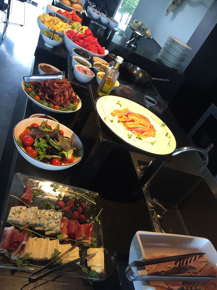 Restaurant-cafeteria