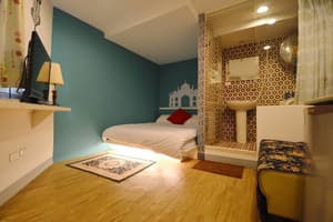 thumbnail: Room