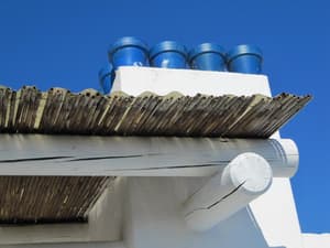 thumbnail: Exterior detail