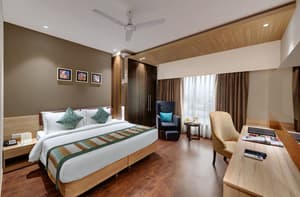 thumbnail: Dining