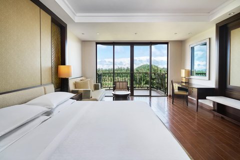 King Ocean Golf View Guest Room
