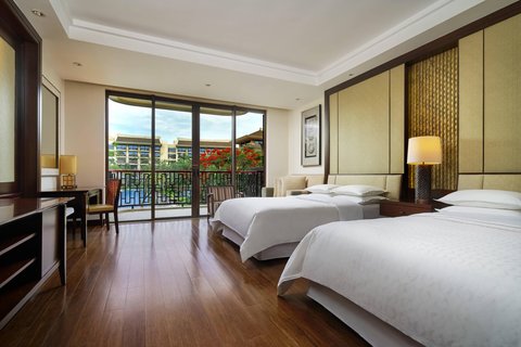Queen/Queen Deluxe Guest Room
