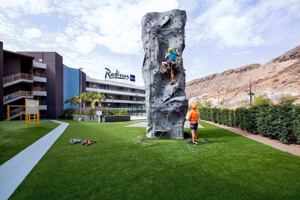 Rock climbing wall - indoor