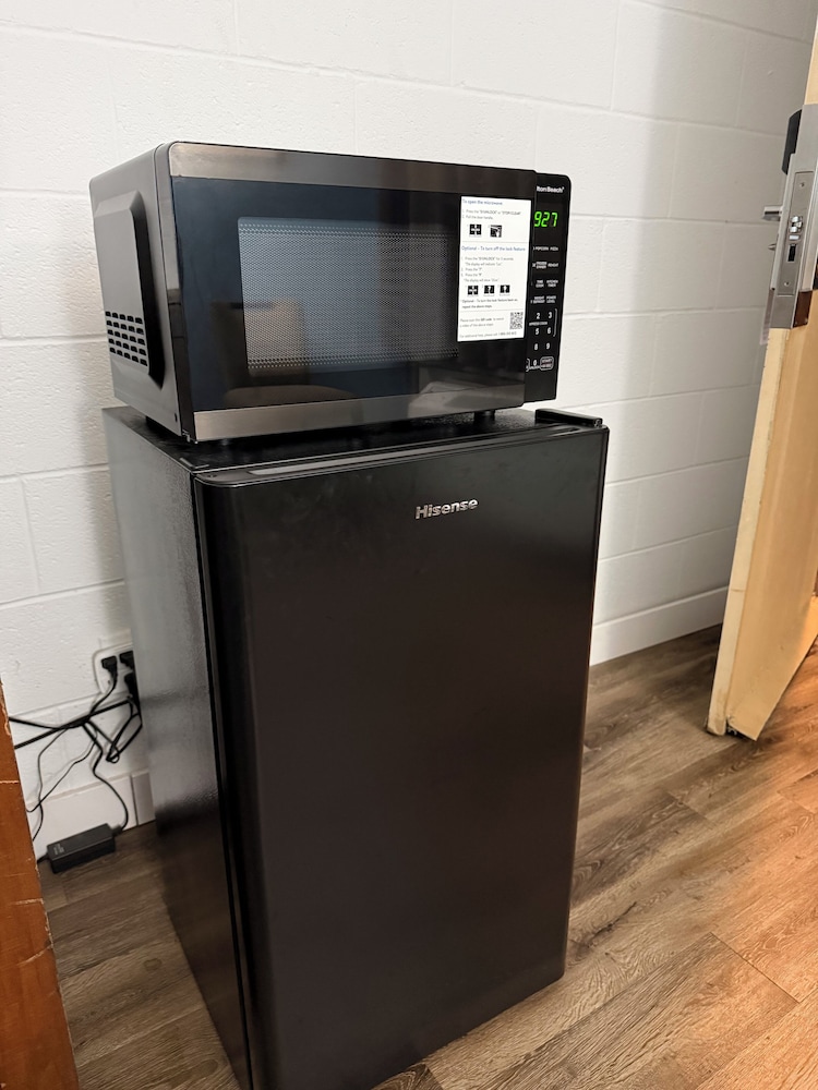 Mini-refrigerator
