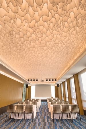 thumbnail: Banquet hall