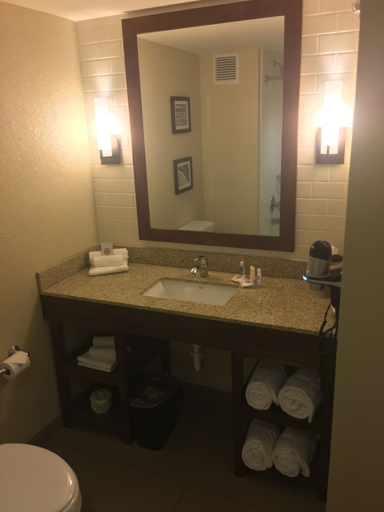 Bathroom amenities