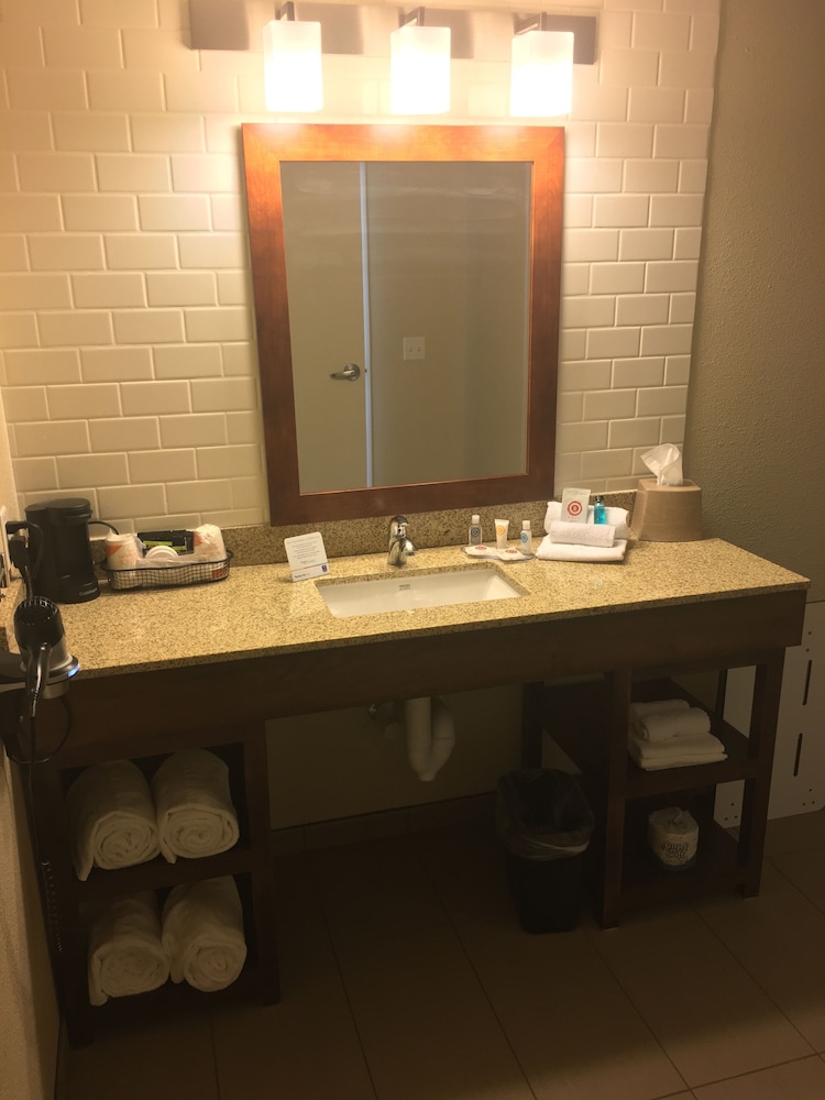 Bathroom amenities