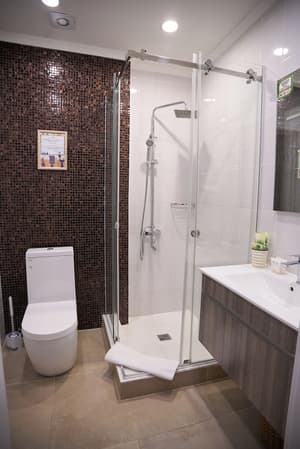 thumbnail: Bathroom