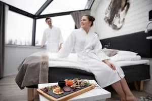 thumbnail: Room service - dining