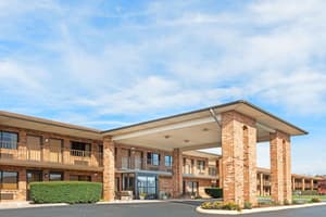 thumbnail: Exterior