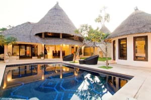 thumbnail: Pool