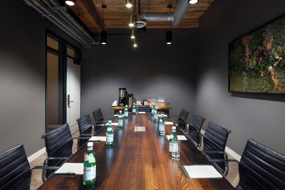Meeting facility