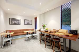 thumbnail: Breakfast area