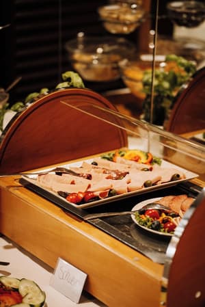 thumbnail: Buffet