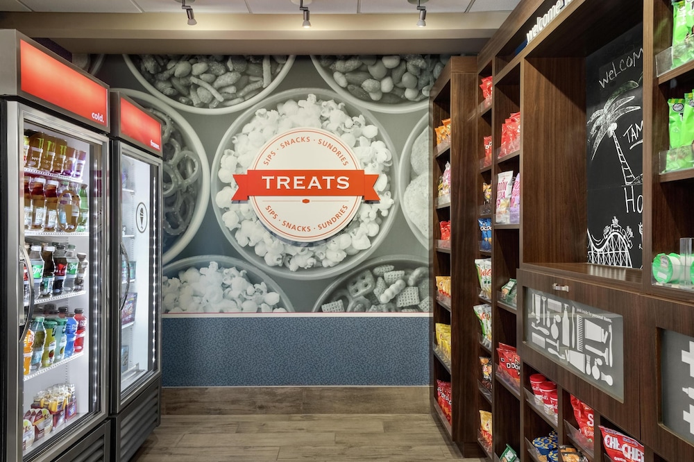 Snack bar