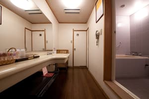 thumbnail: Bathroom