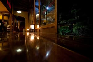 thumbnail: Hallway