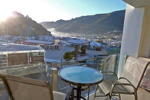 thumbnail: General view