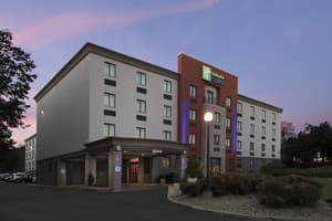 thumbnail: Exterior