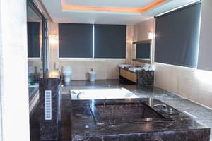 thumbnail: Bathroom sink