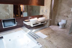 thumbnail: Jetted tub