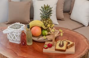 thumbnail: In-room dining