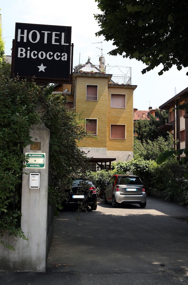 Primary image
