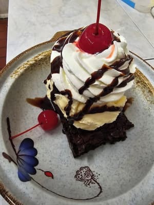 thumbnail: Restaurant