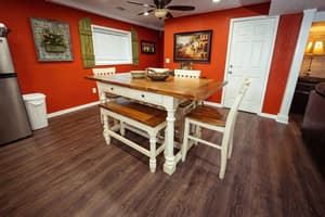 thumbnail: In-room dining