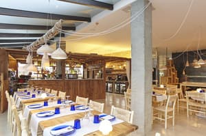 thumbnail: Restaurant