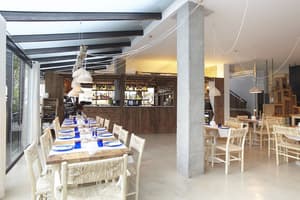 thumbnail: Breakfast area