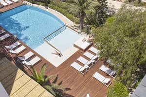 thumbnail: Outdoor pool