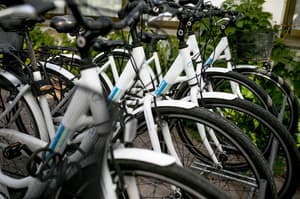 thumbnail: Bicycling