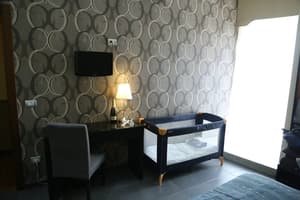 thumbnail: Room