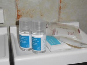 thumbnail: Bathroom amenities