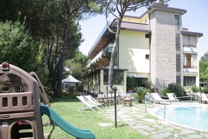 thumbnail: Children's play area - outdoor