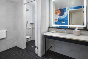 thumbnail: Bathroom shower