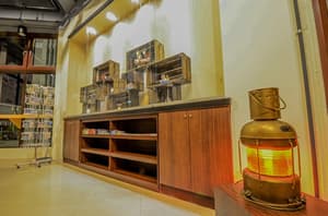 thumbnail: Interior