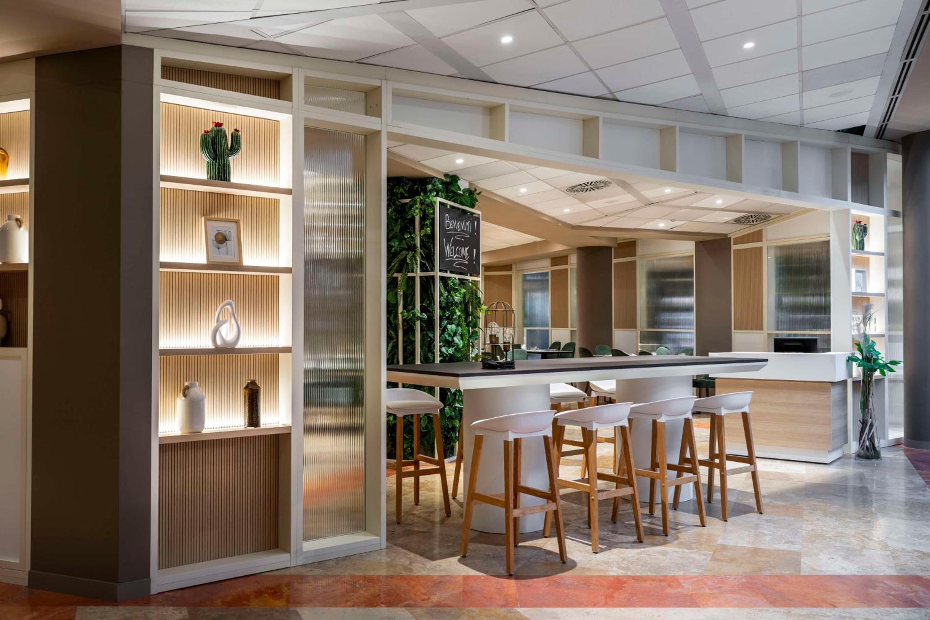 Restaurant-cafeteria