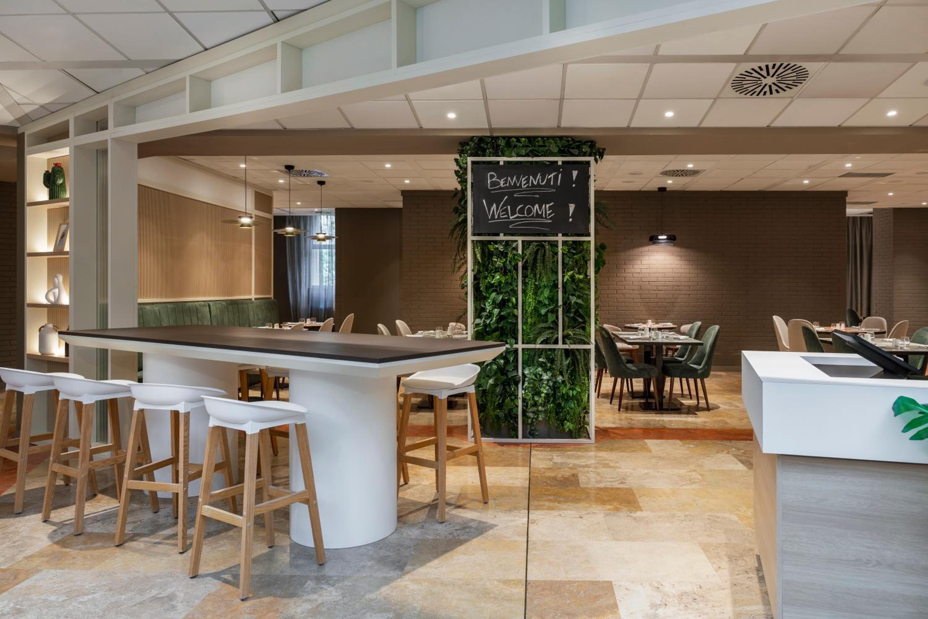 Restaurant-cafeteria