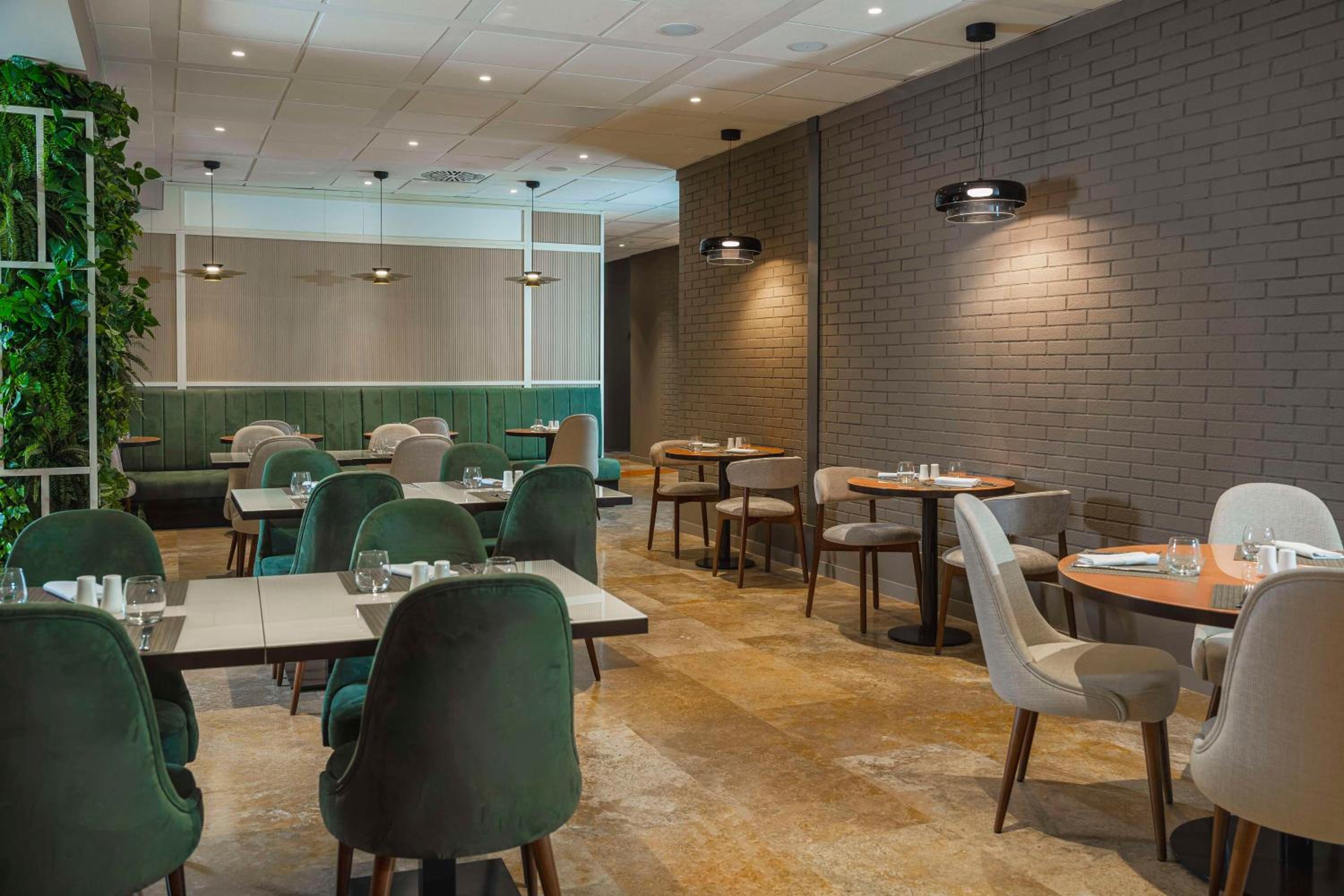 Restaurant-cafeteria