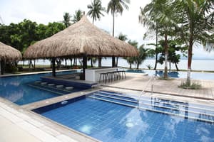 thumbnail: Outdoor pool