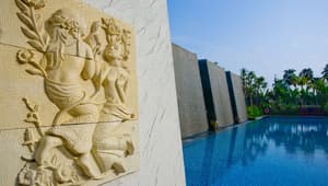 thumbnail: Outdoor pool