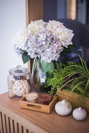 thumbnail: Interior detail
